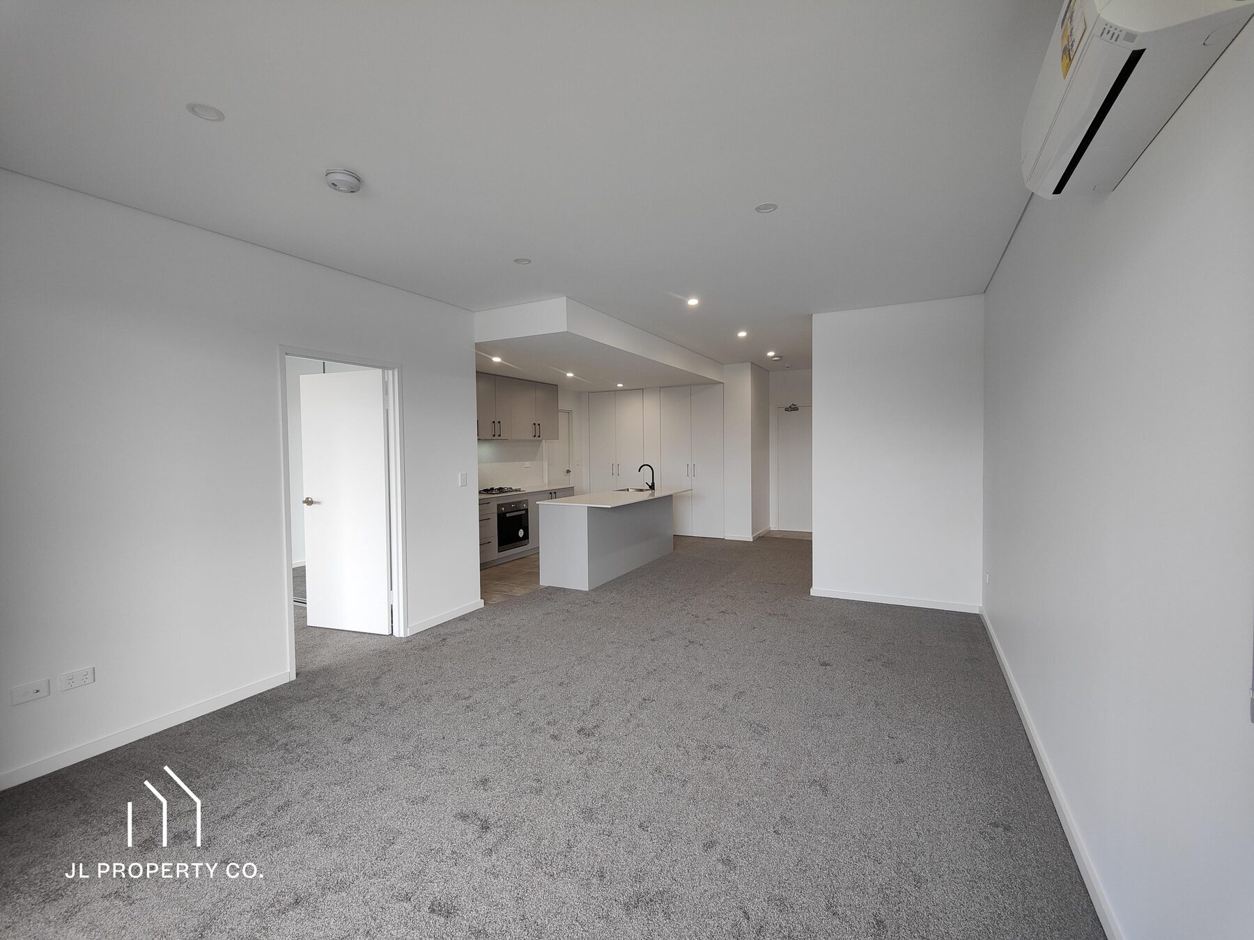 205/213 West Street, UMINA BEACH NSW 2257 - Image 4