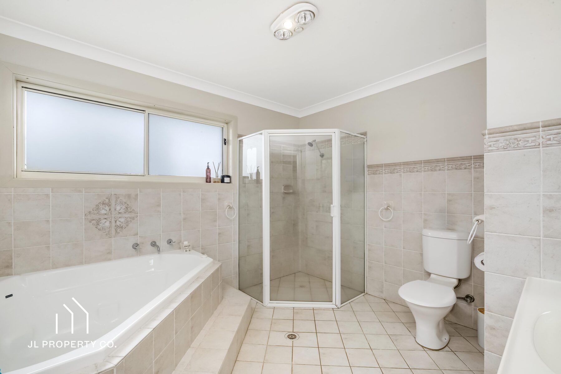 1 Kingsview Drive, UMINA BEACH NSW 2257 - Image 10