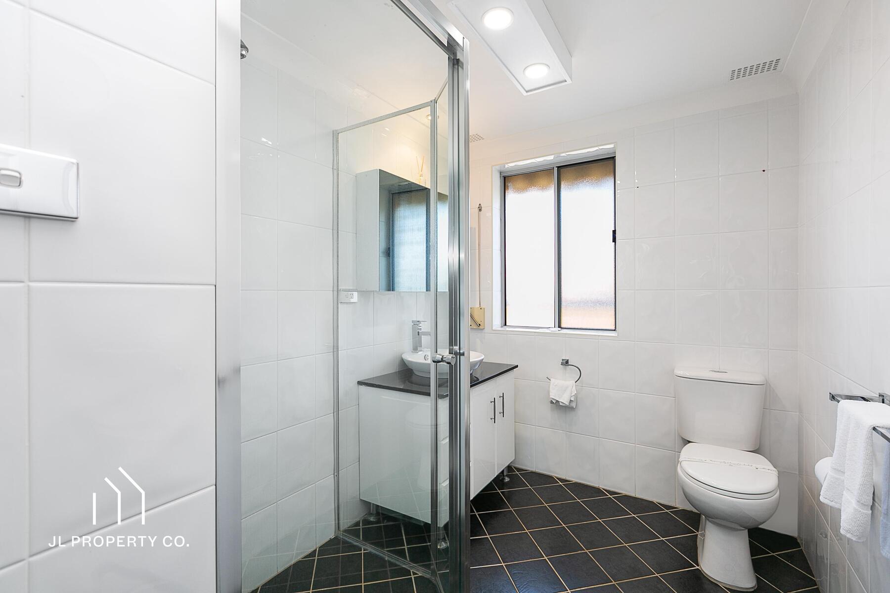 1/18 Augusta Street, UMINA BEACH NSW 2257 - Image 9