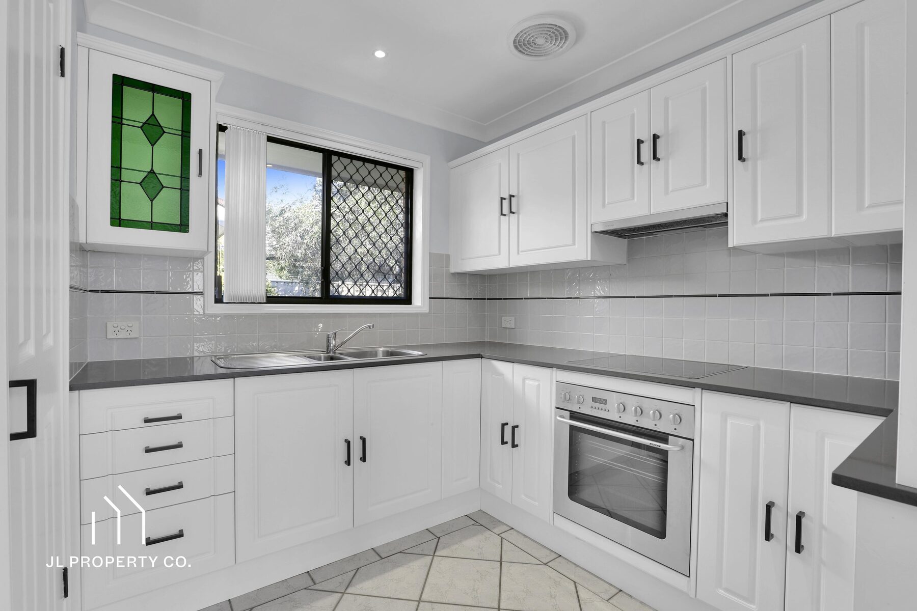 8/201 West Street, UMINA BEACH NSW 2257 - Image 3