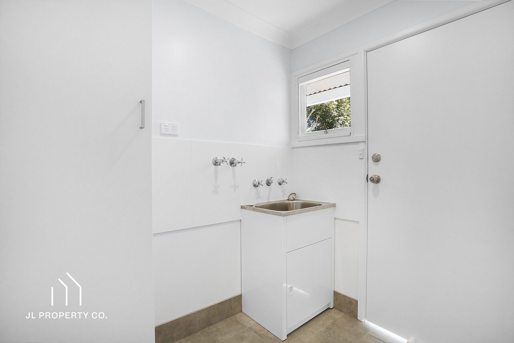 2/18 Mclaurin Road, UMINA BEACH NSW 2257 - Image 6