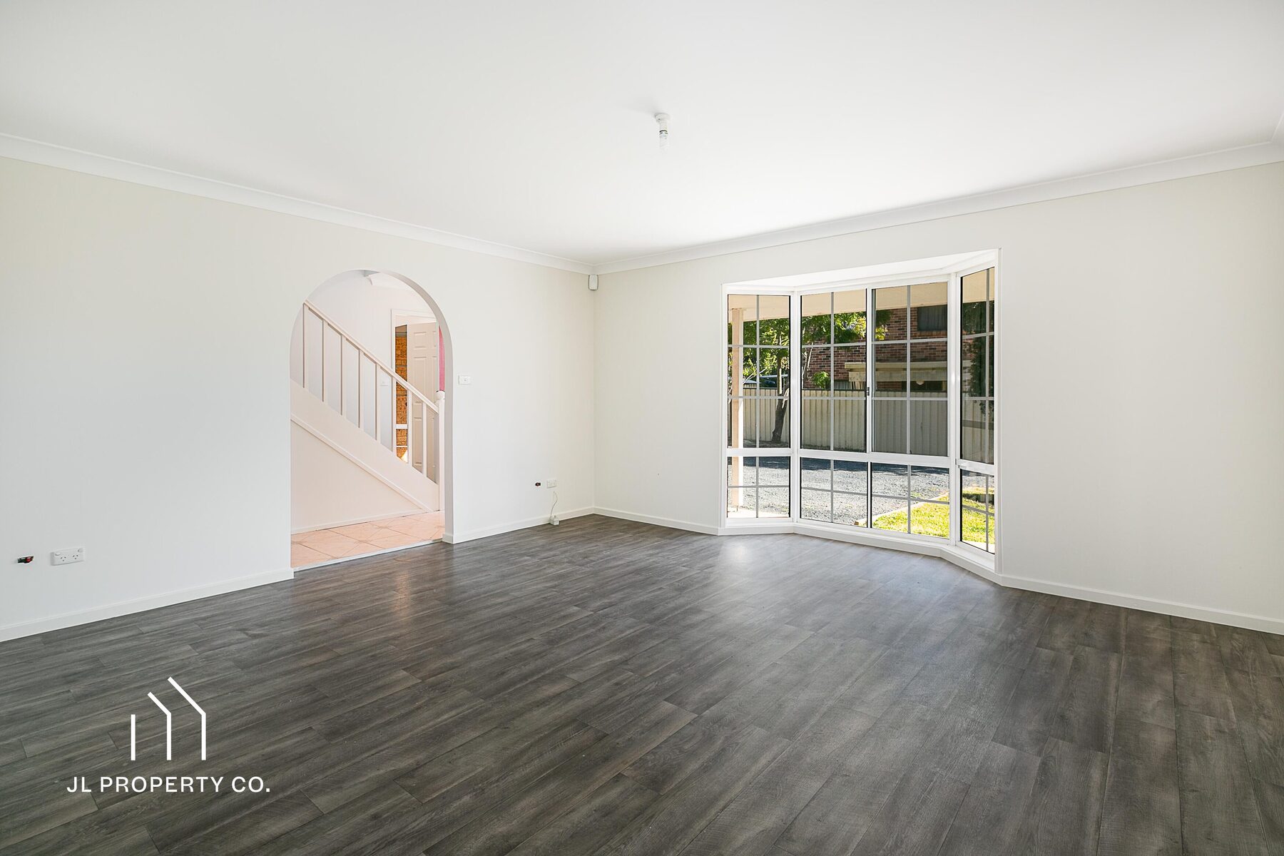 8 Oxford Drive, LAKE HAVEN NSW 2263 - Image 2
