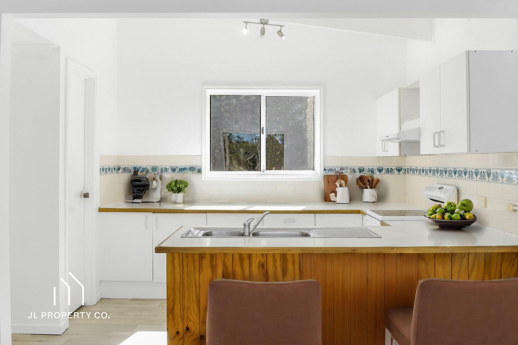 2/13 Bluefish Crescent, TASCOTT NSW 2250 - Image 2