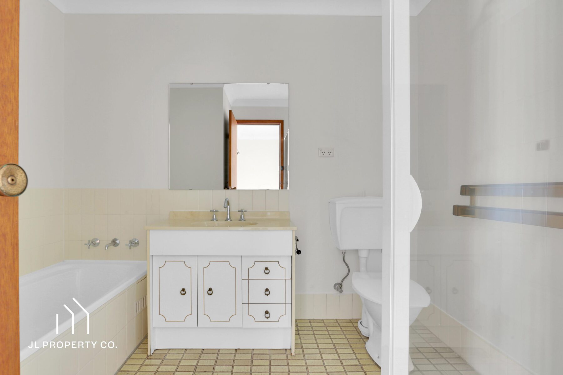 8/113 Brick Wharf Road, WOY WOY NSW 2256 - Image 8