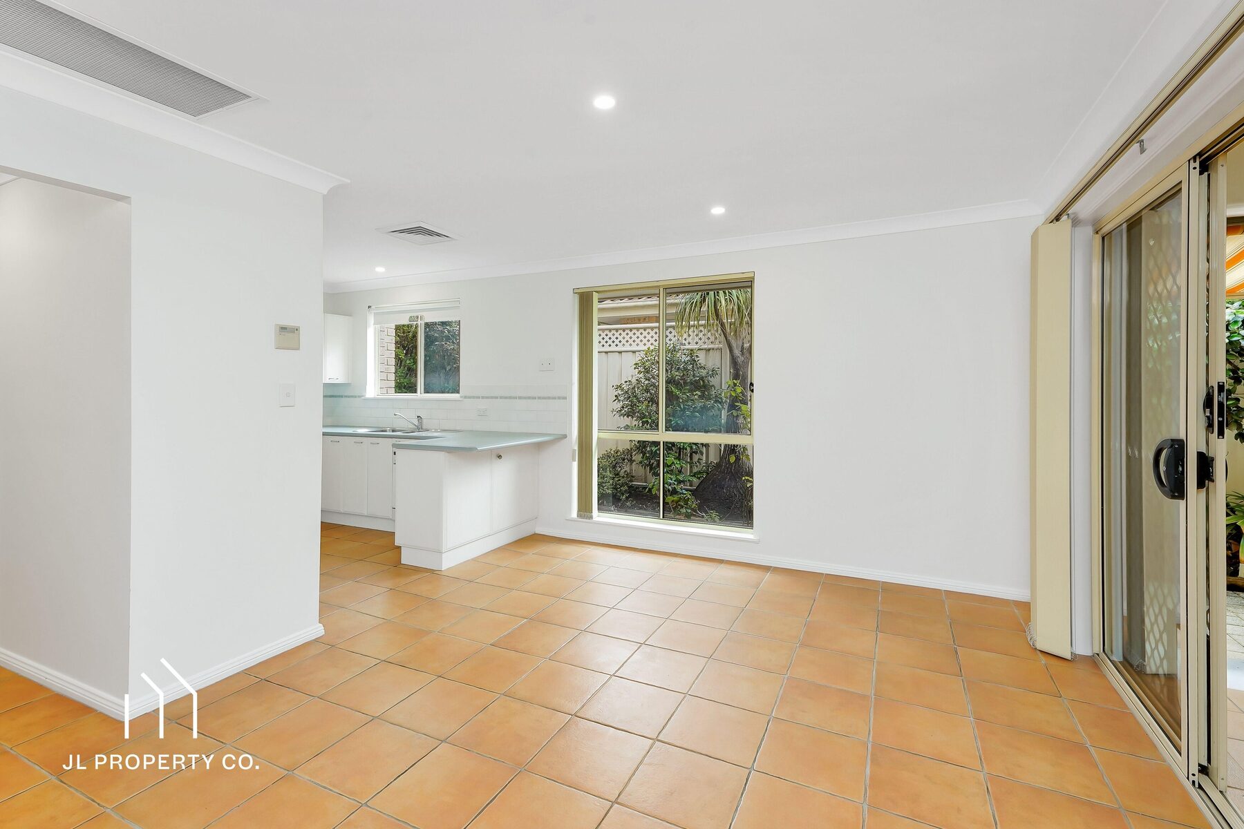 1/12-14 Victoria Road, WOY WOY NSW 2256 - Image 10