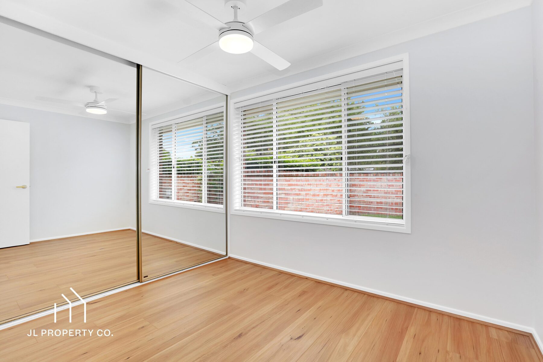 10/3-5 Wyoming Street, BLACKWALL NSW 2256 - Image 3