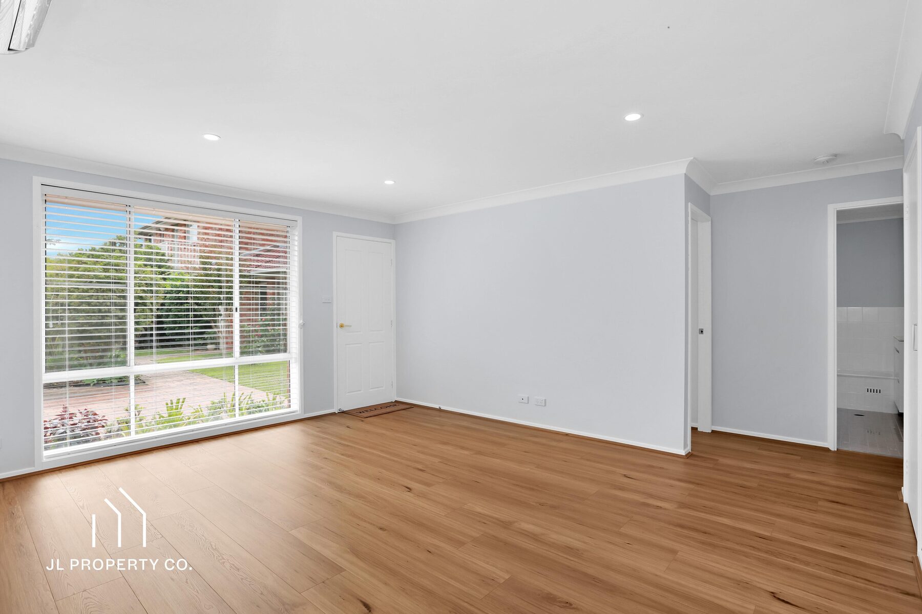 10/3-5 Wyoming Street, BLACKWALL NSW 2256 - Image 2