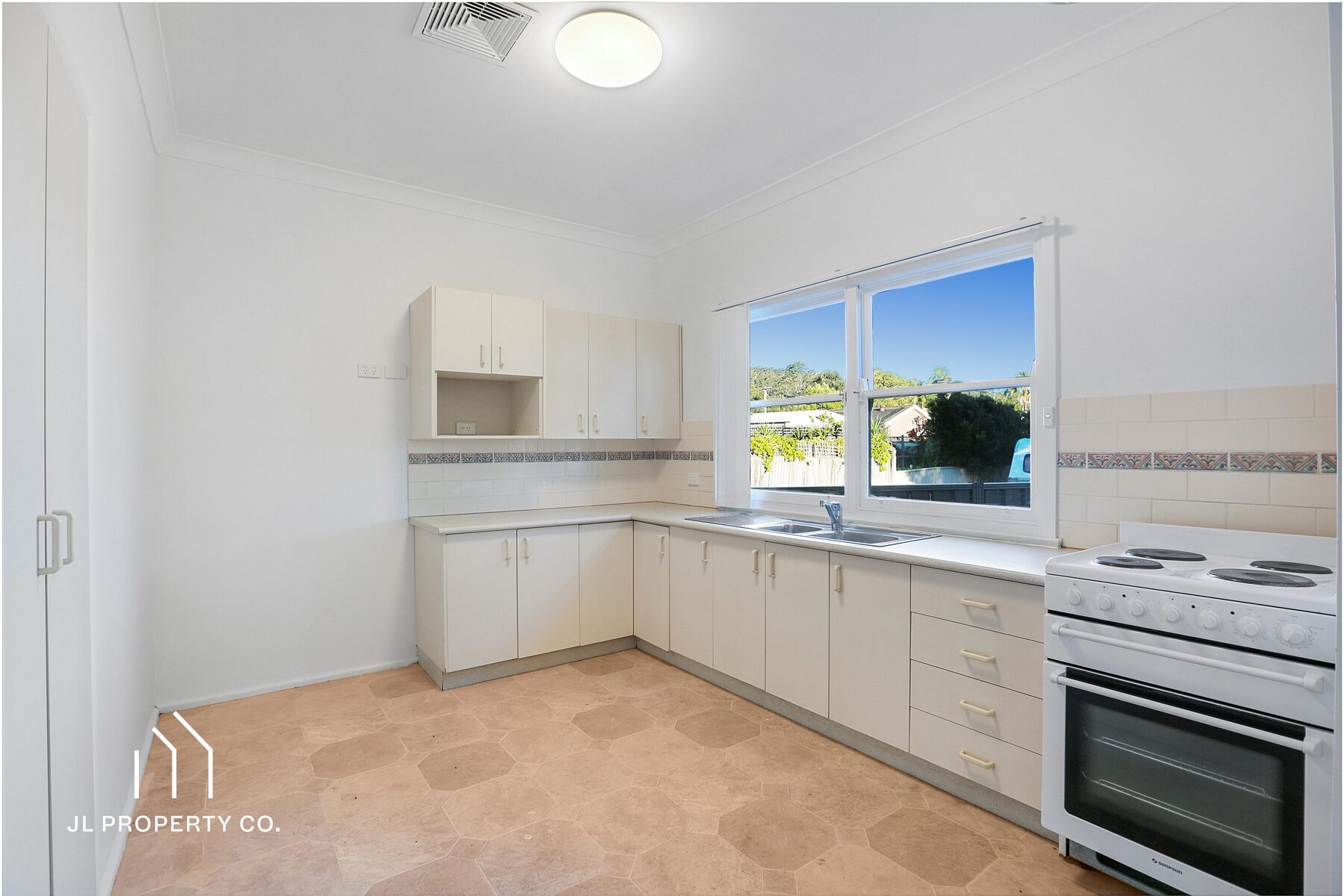 39 Burns Road, OURIMBAH NSW 2258 - Image 12