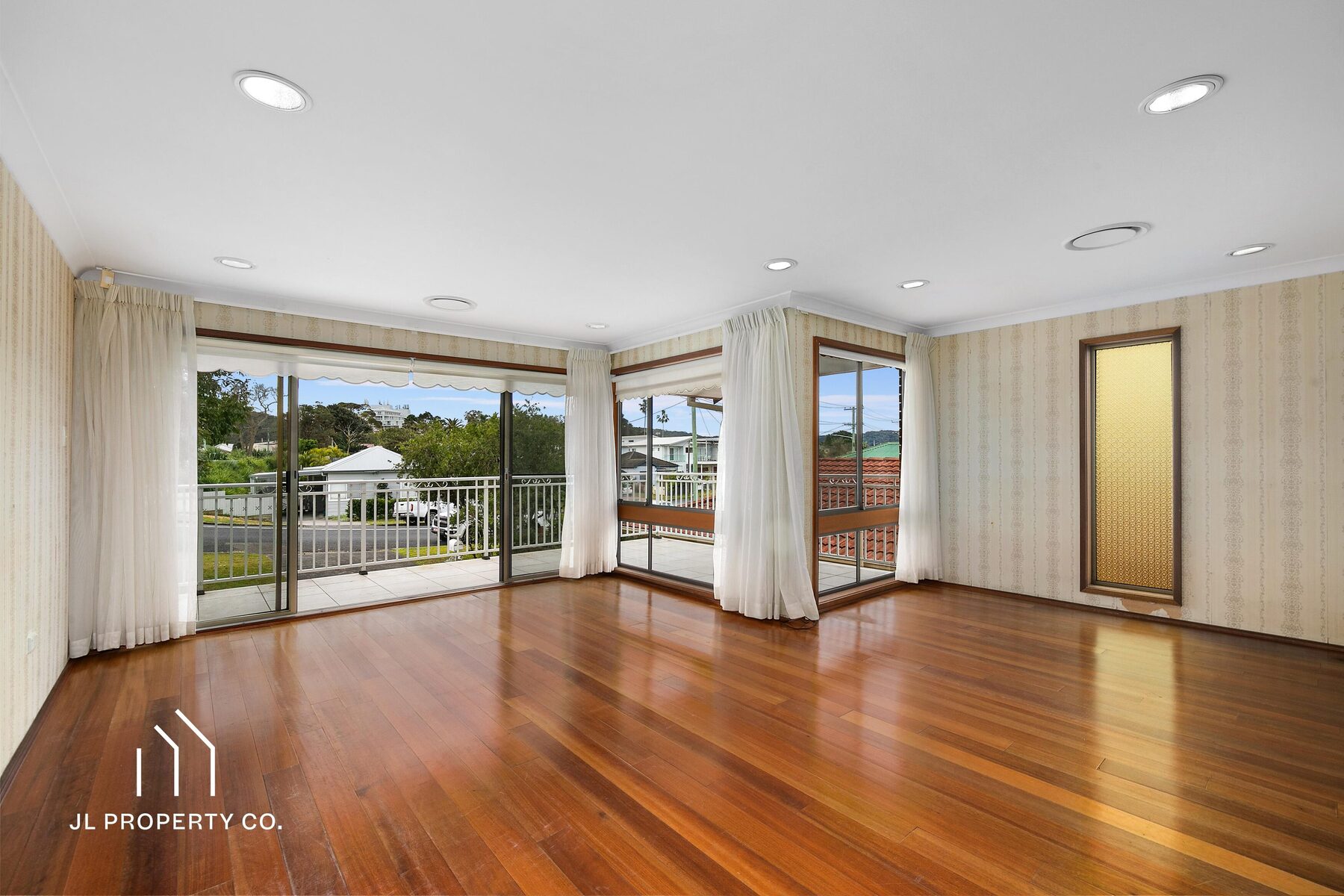 18 Bangalow Street, ETTALONG BEACH NSW 2257 - Image 2