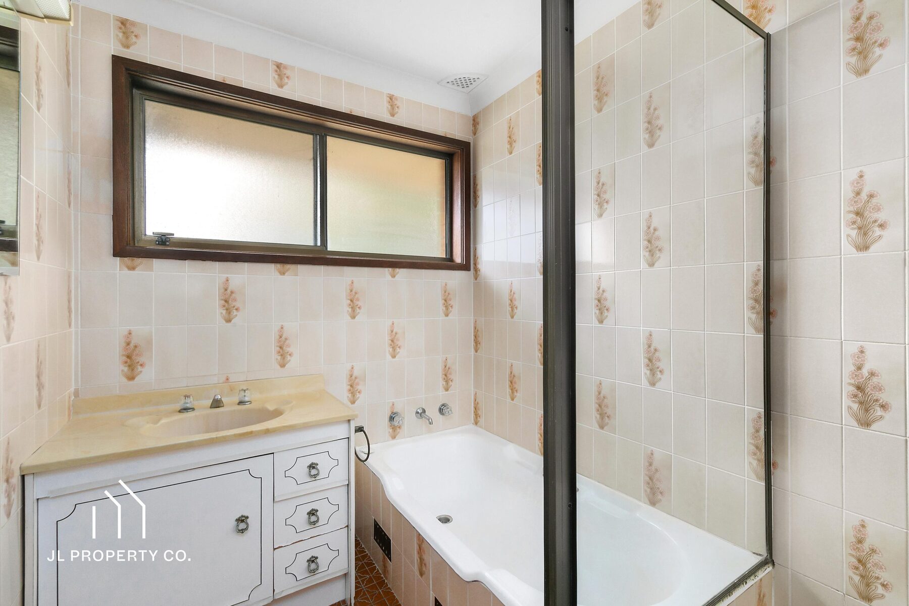 18 Bangalow Street, ETTALONG BEACH NSW 2257 - Image 7