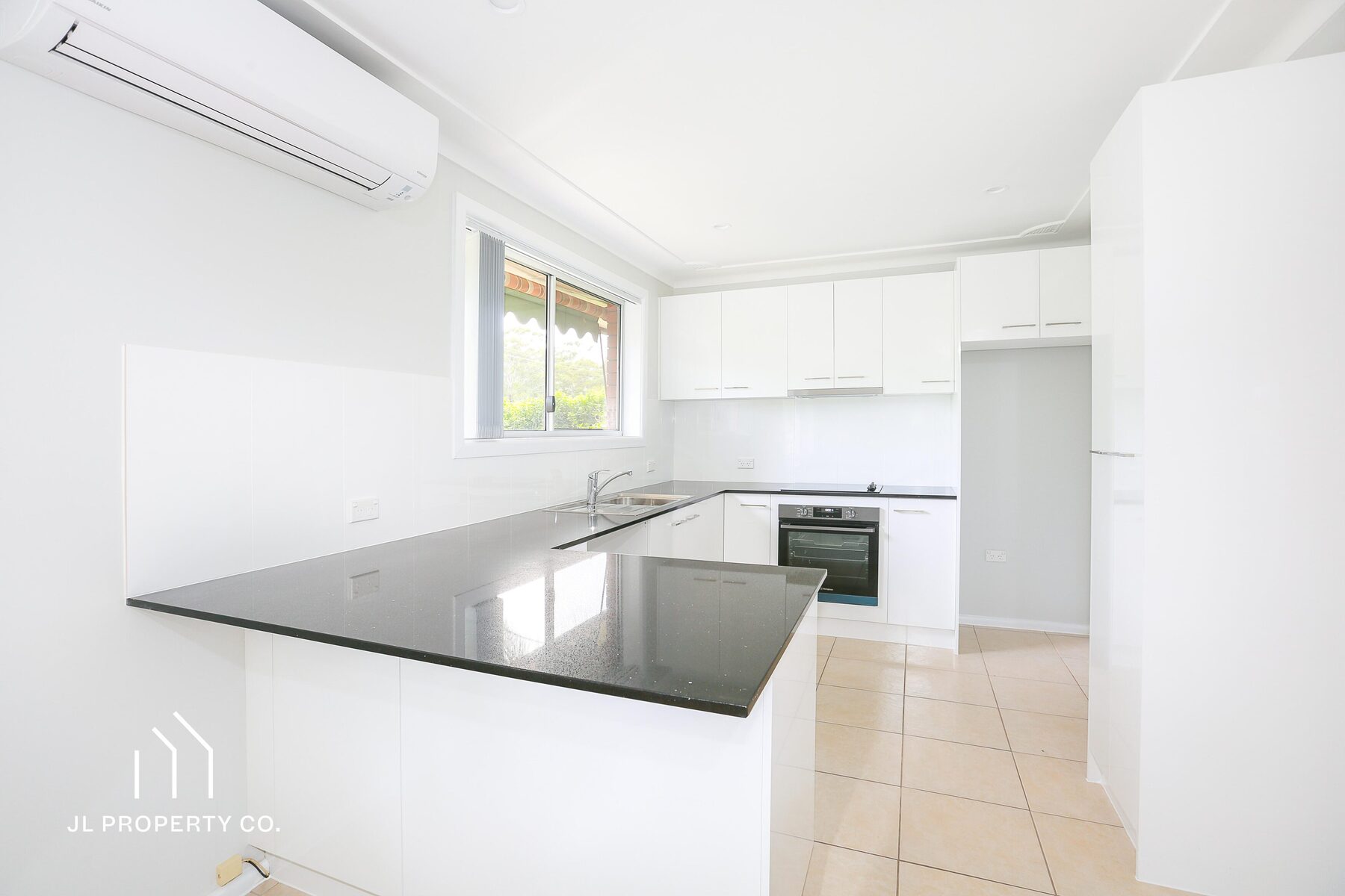 1/6 Springwood Street, BLACKWALL NSW 2256 - Image 2