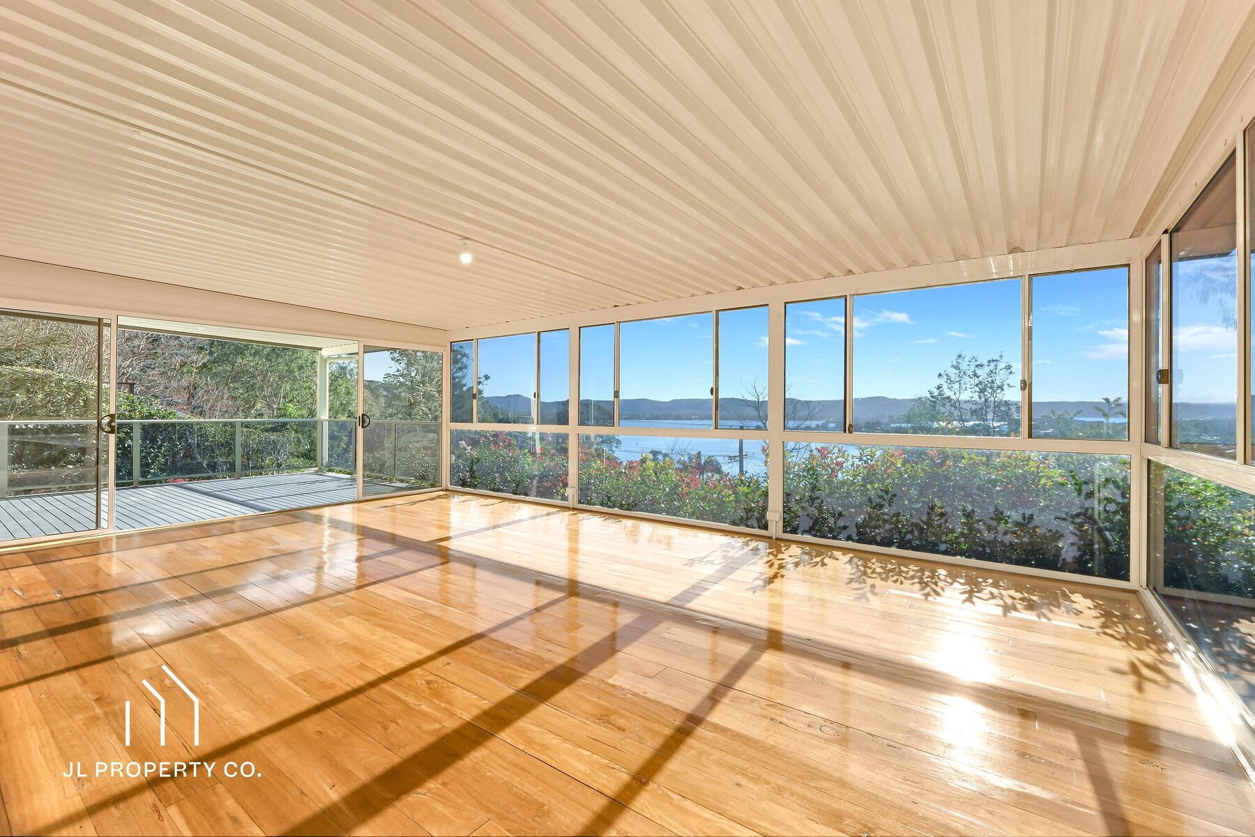 39 Daley Avenue, DALEYS POINT NSW 2257 - Image 2