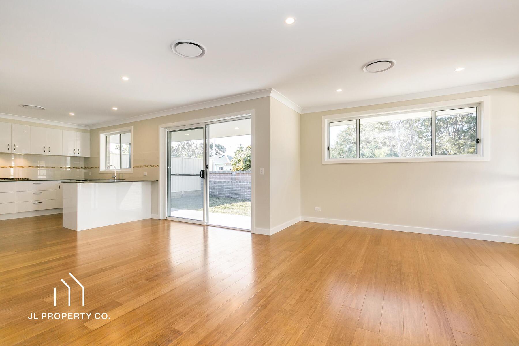 1/7 Greene Street, WOY WOY NSW 2256 - Image 2