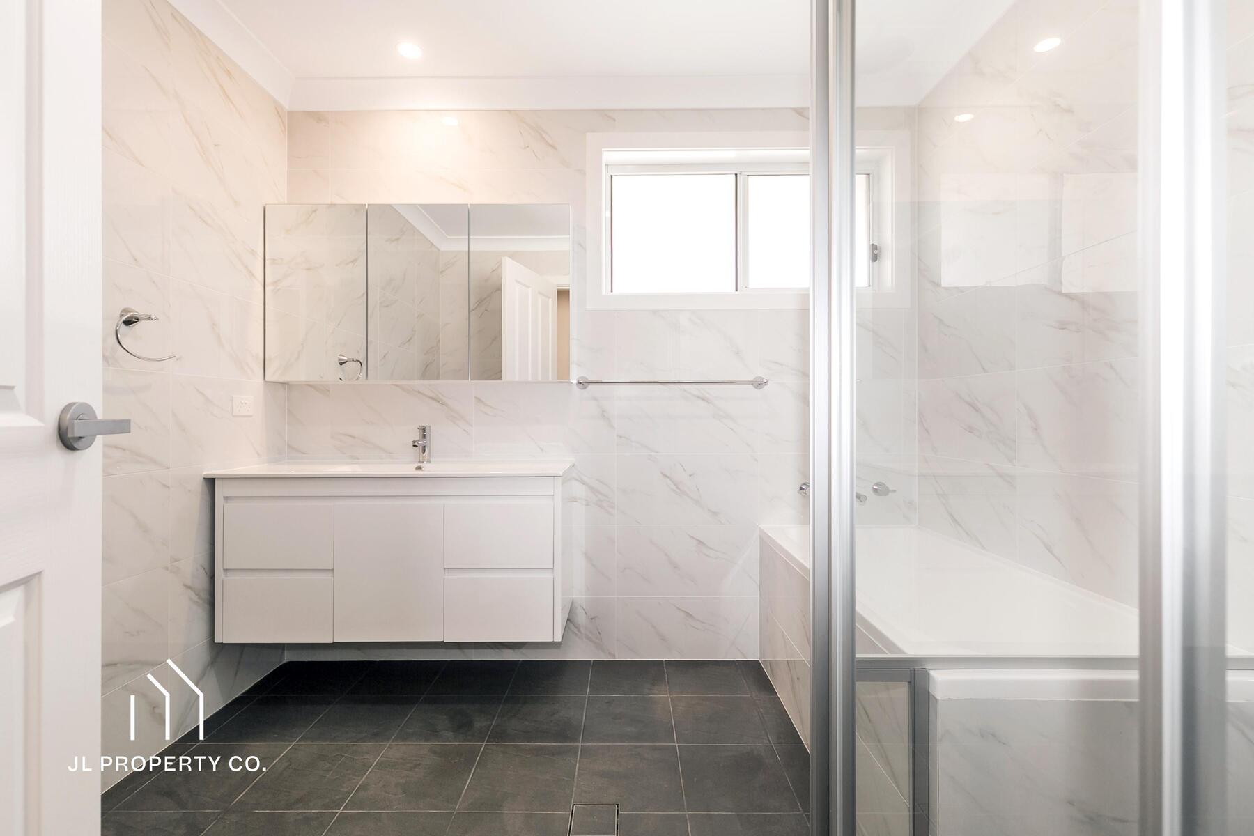 1/7 Greene Street, WOY WOY NSW 2256 - Image 3