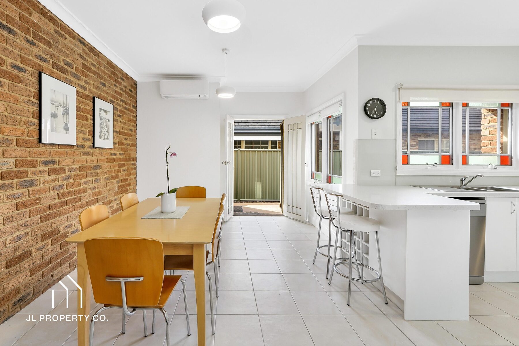 2/15 Berith Street, UMINA BEACH NSW 2257 - Image 4