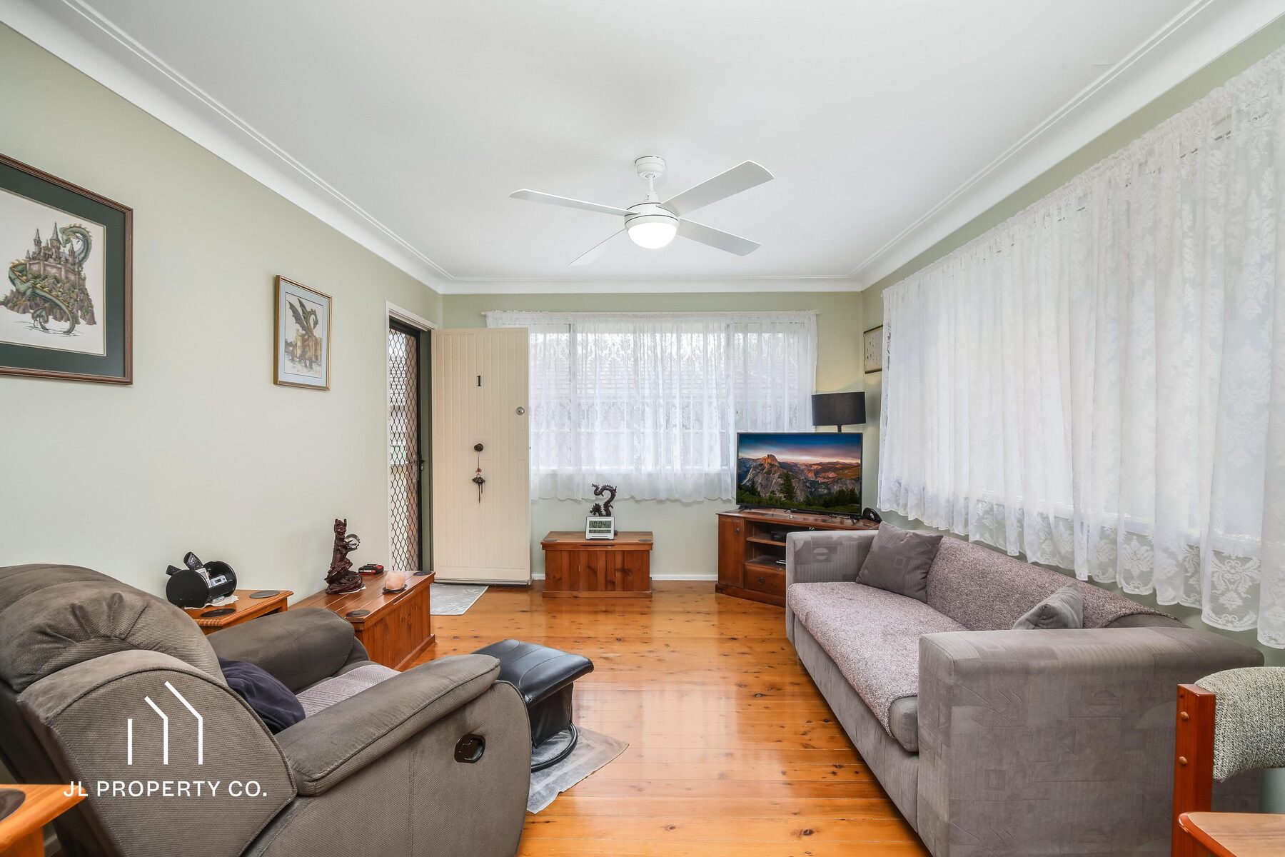 1/9 Farnell Road, WOY WOY NSW 2256 - Image 1