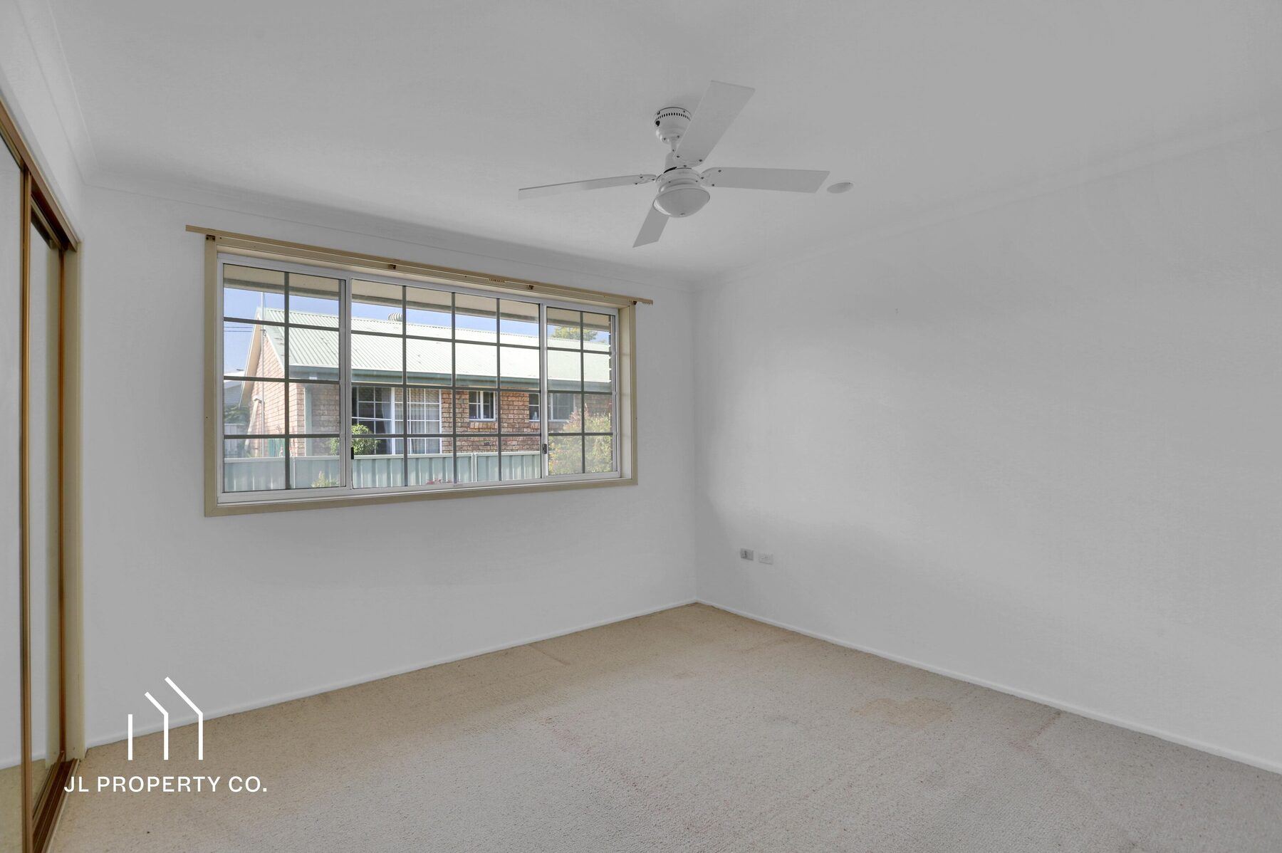 2/215 Blackwall Road, WOY WOY NSW 2256 - Image 5