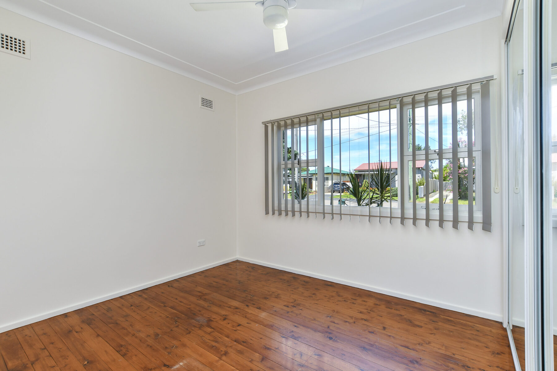 51 Britannia Street, UMINA BEACH NSW 2257 - Image 3