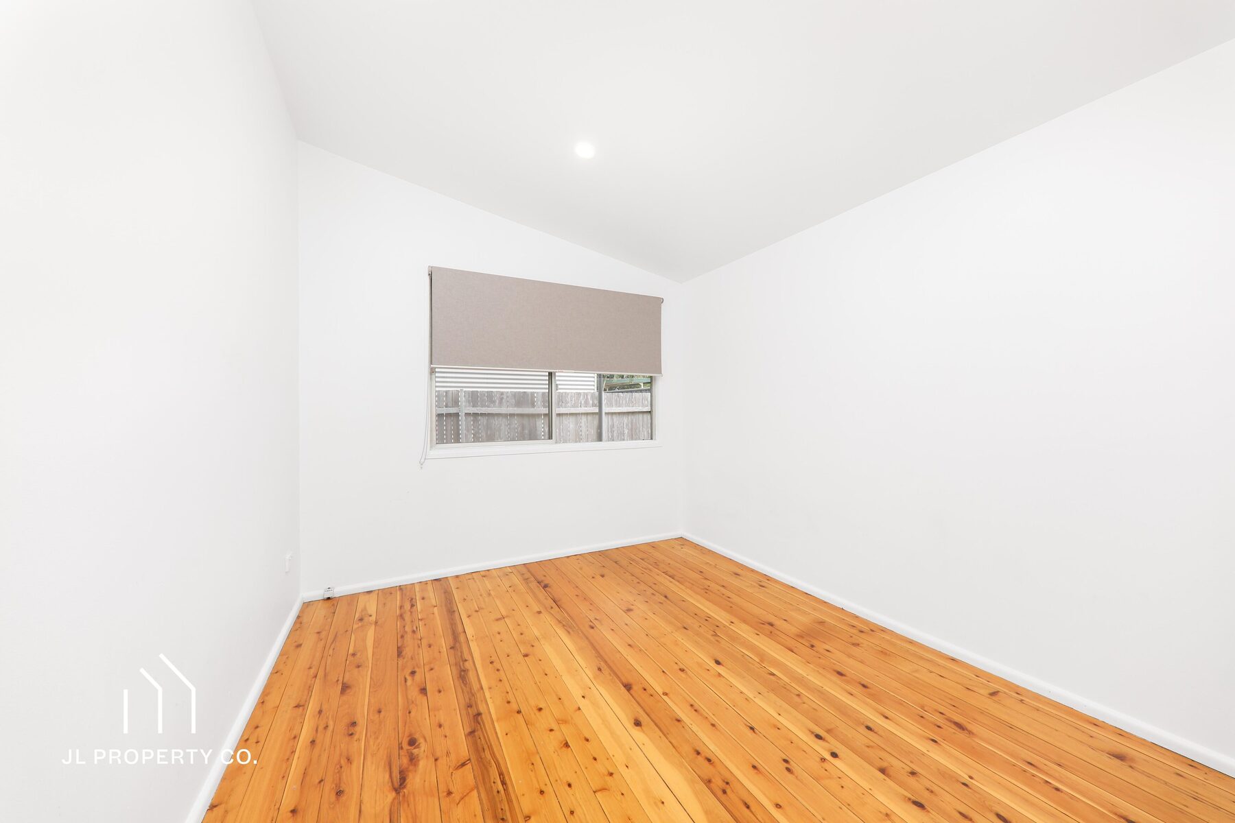 72 Ocean Beach Road, WOY WOY NSW 2256 - Image 4