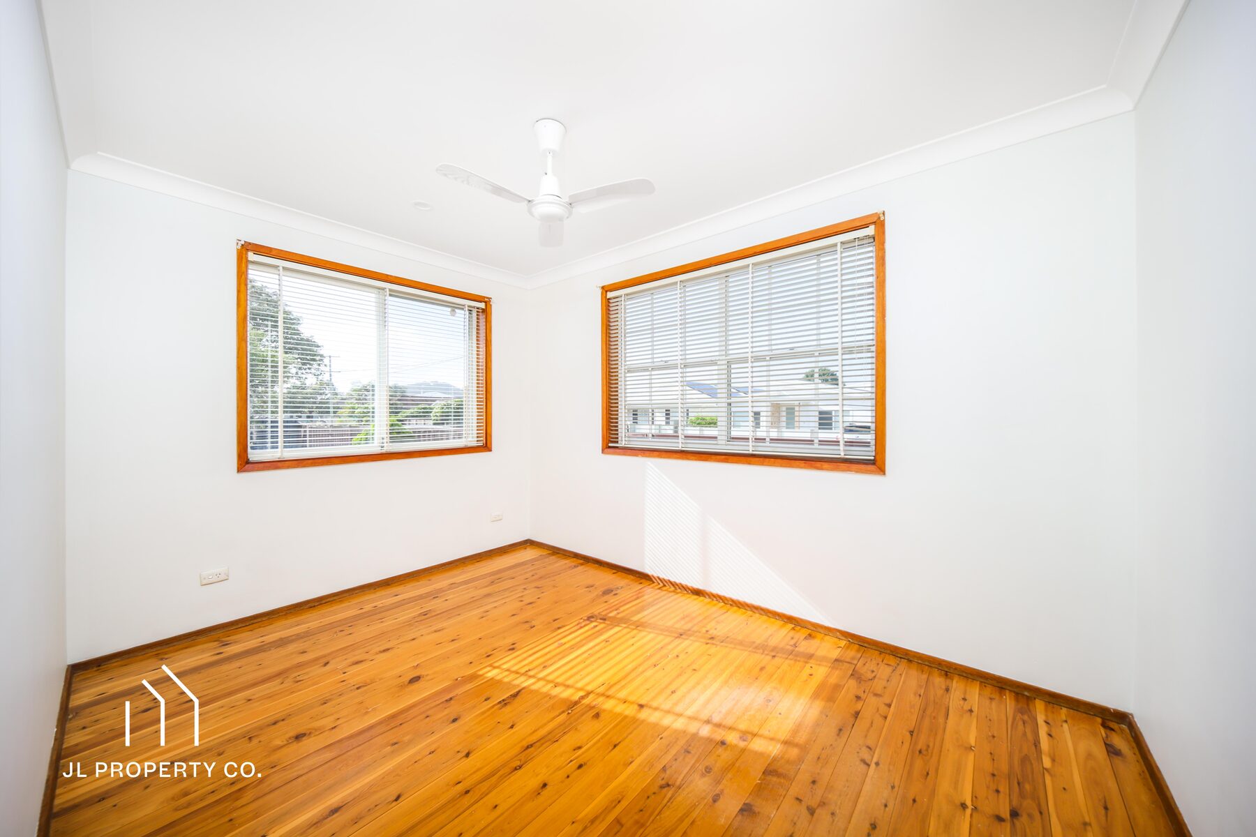 122 Springwood Street, ETTALONG BEACH NSW 2257 - Image 8