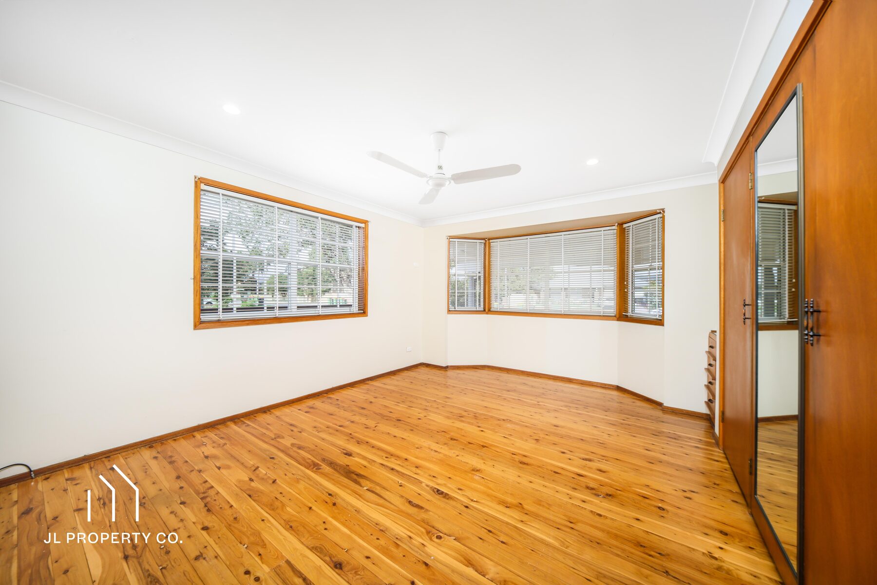 122 Springwood Street, ETTALONG BEACH NSW 2257 - Image 7
