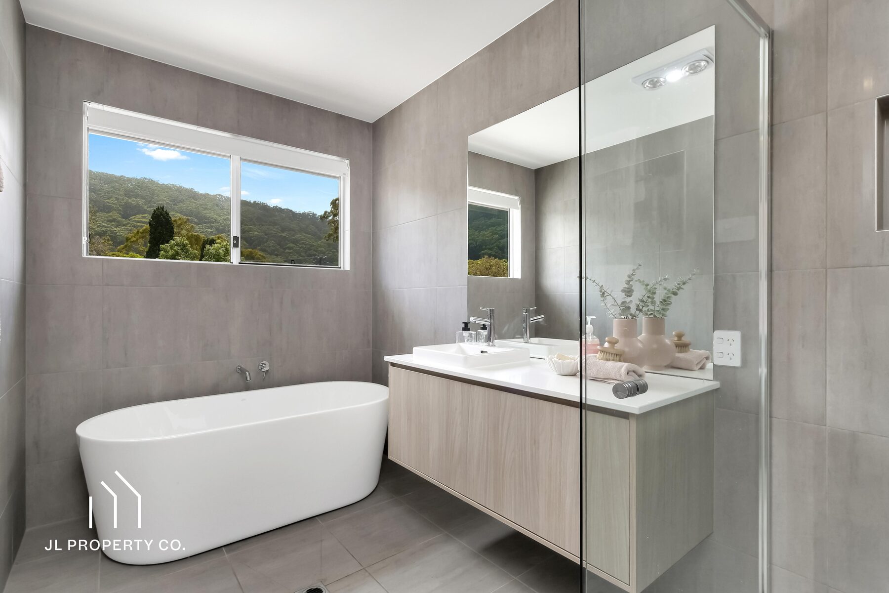 169 Memorial Avenue, ETTALONG BEACH NSW 2257 - Image 20