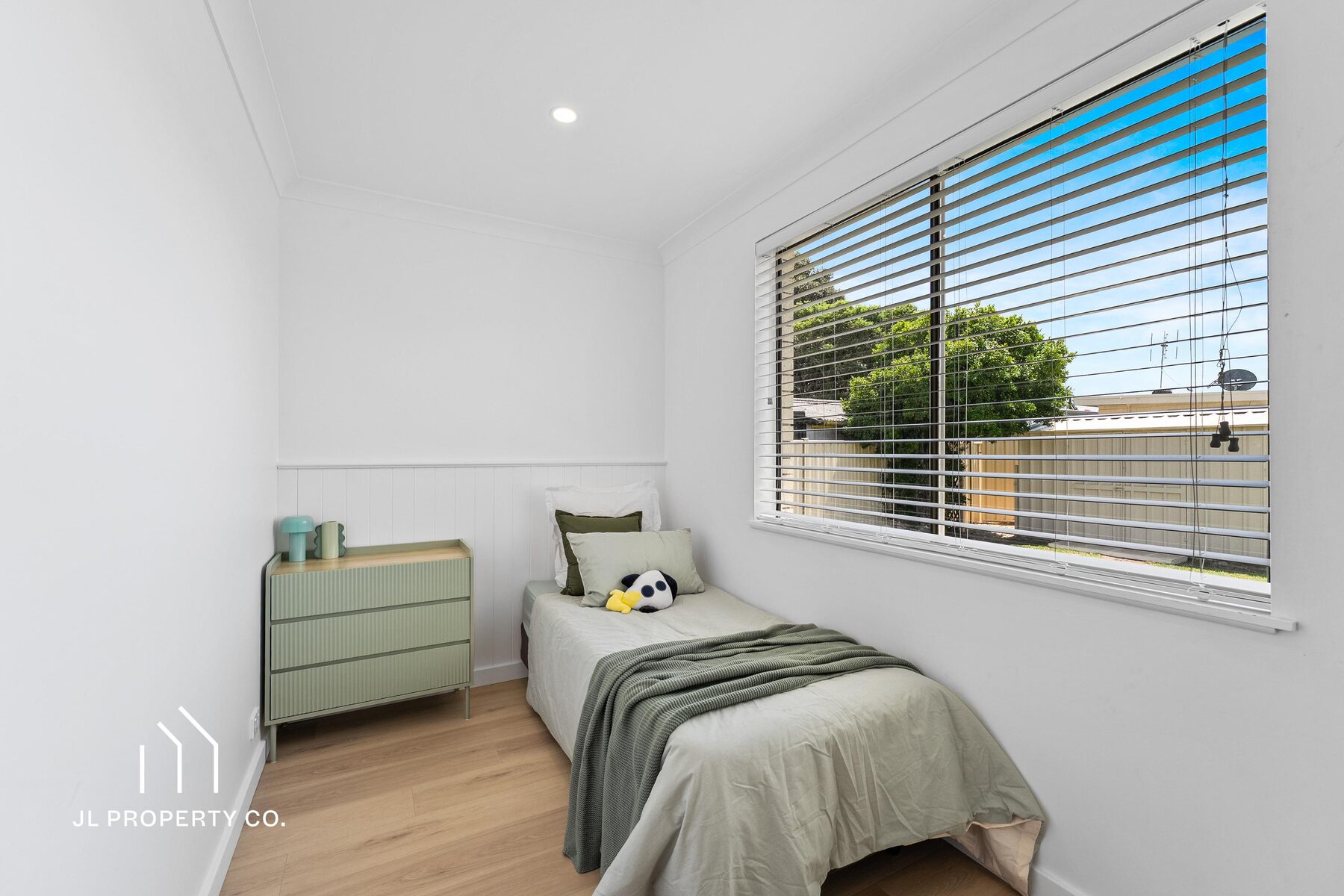 61 Gallipoli Avenue, UMINA BEACH NSW 2257 - Image 7