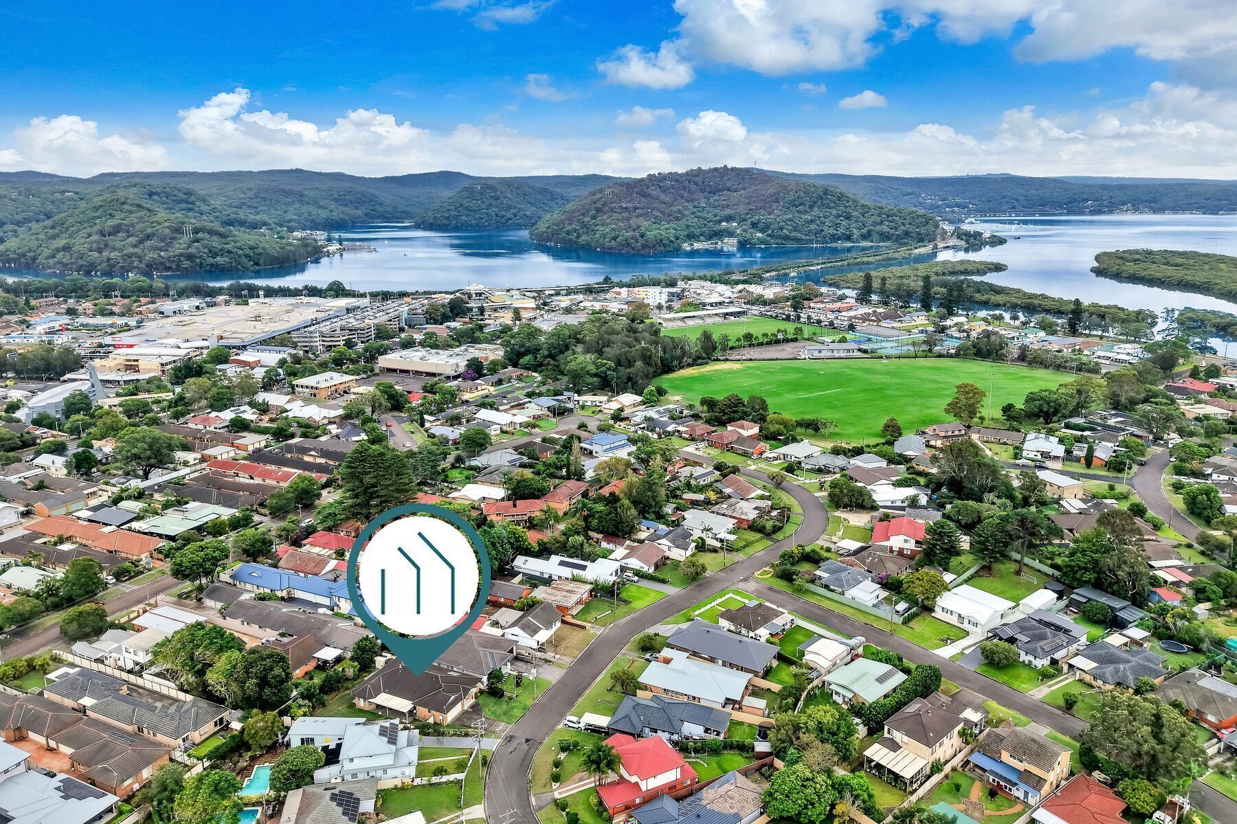 33 Robin Crescent, WOY WOY NSW 2256 - Image 3