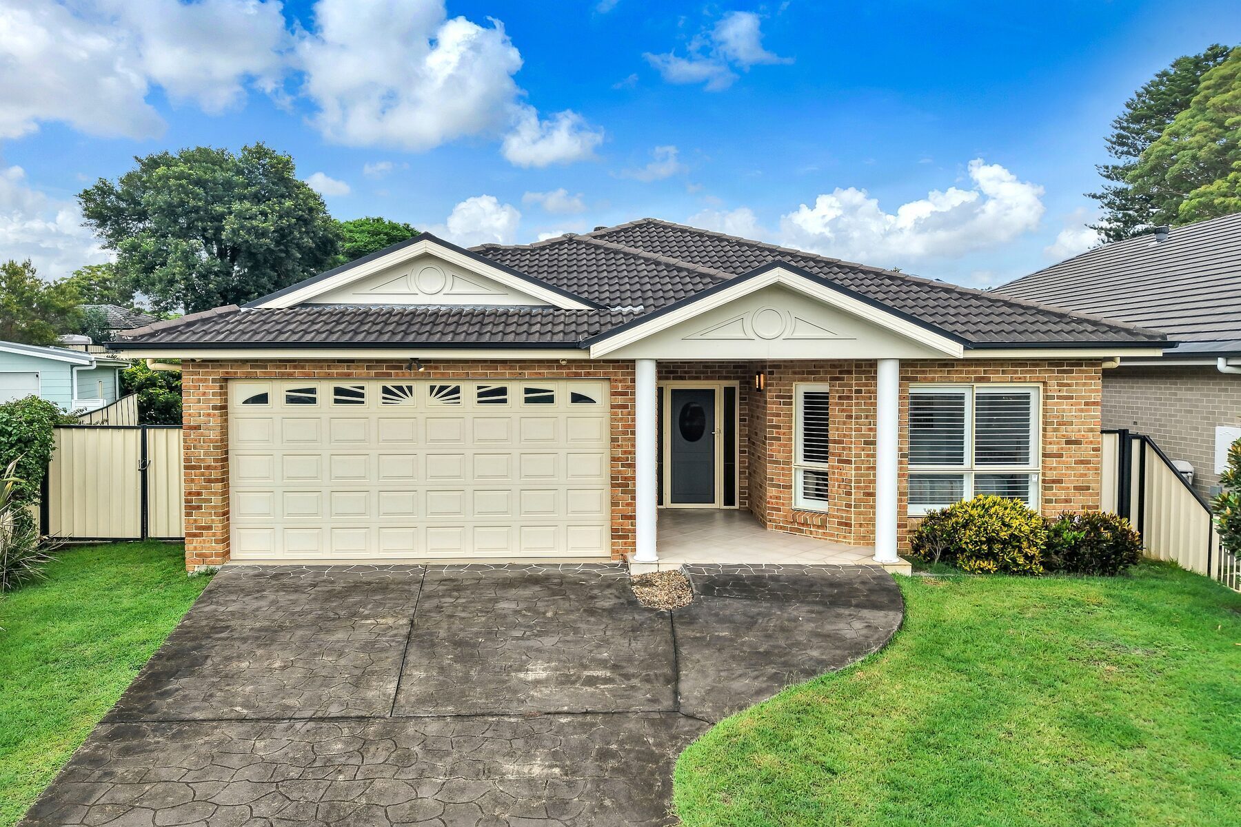 33 Robin Crescent, WOY WOY NSW 2256 - Image 4