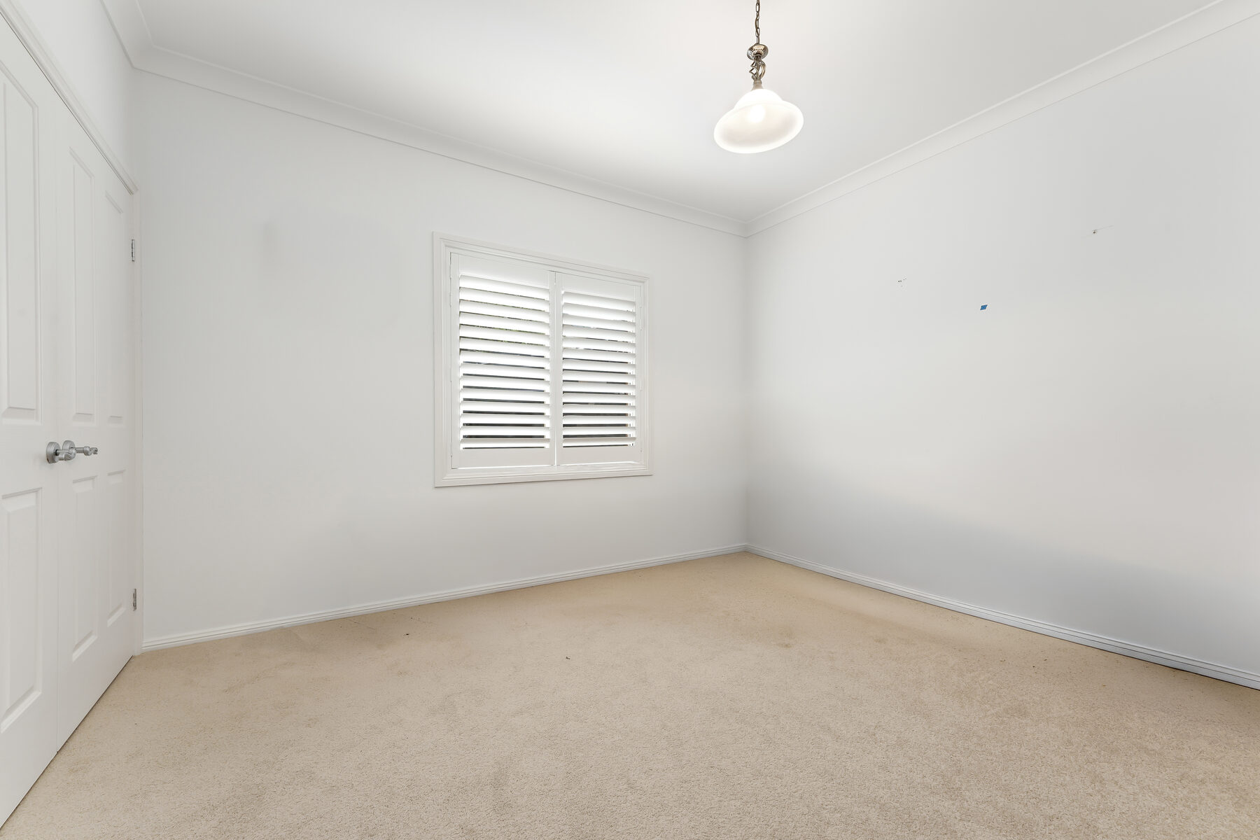 33 Robin Crescent, WOY WOY NSW 2256 - Image 7