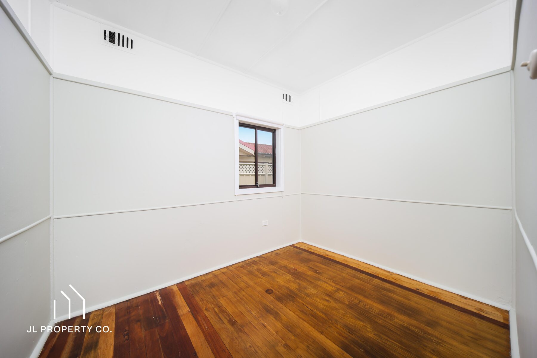 83 Beach Street, ETTALONG BEACH NSW 2257 - Image 3