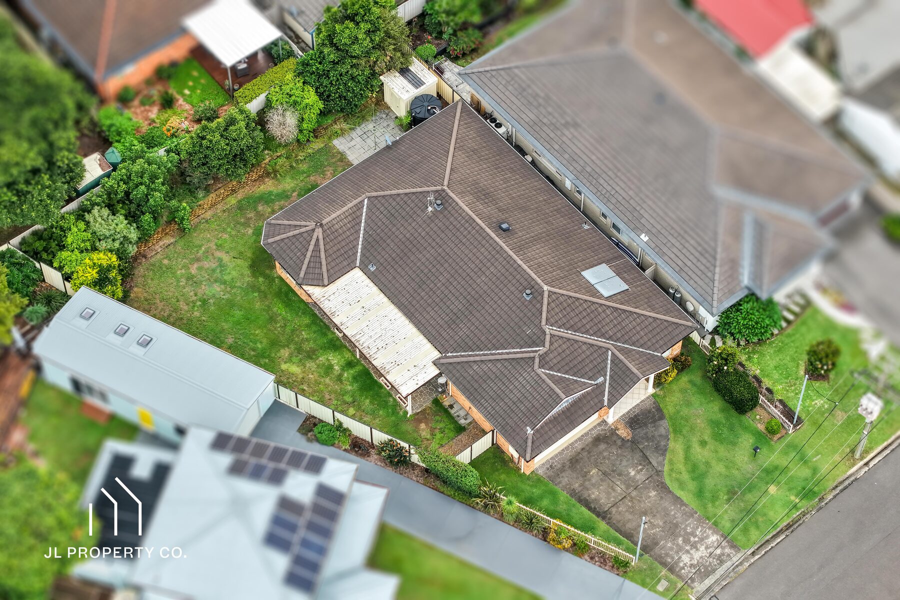 33 Robin Crescent, WOY WOY NSW 2256 - Image 11
