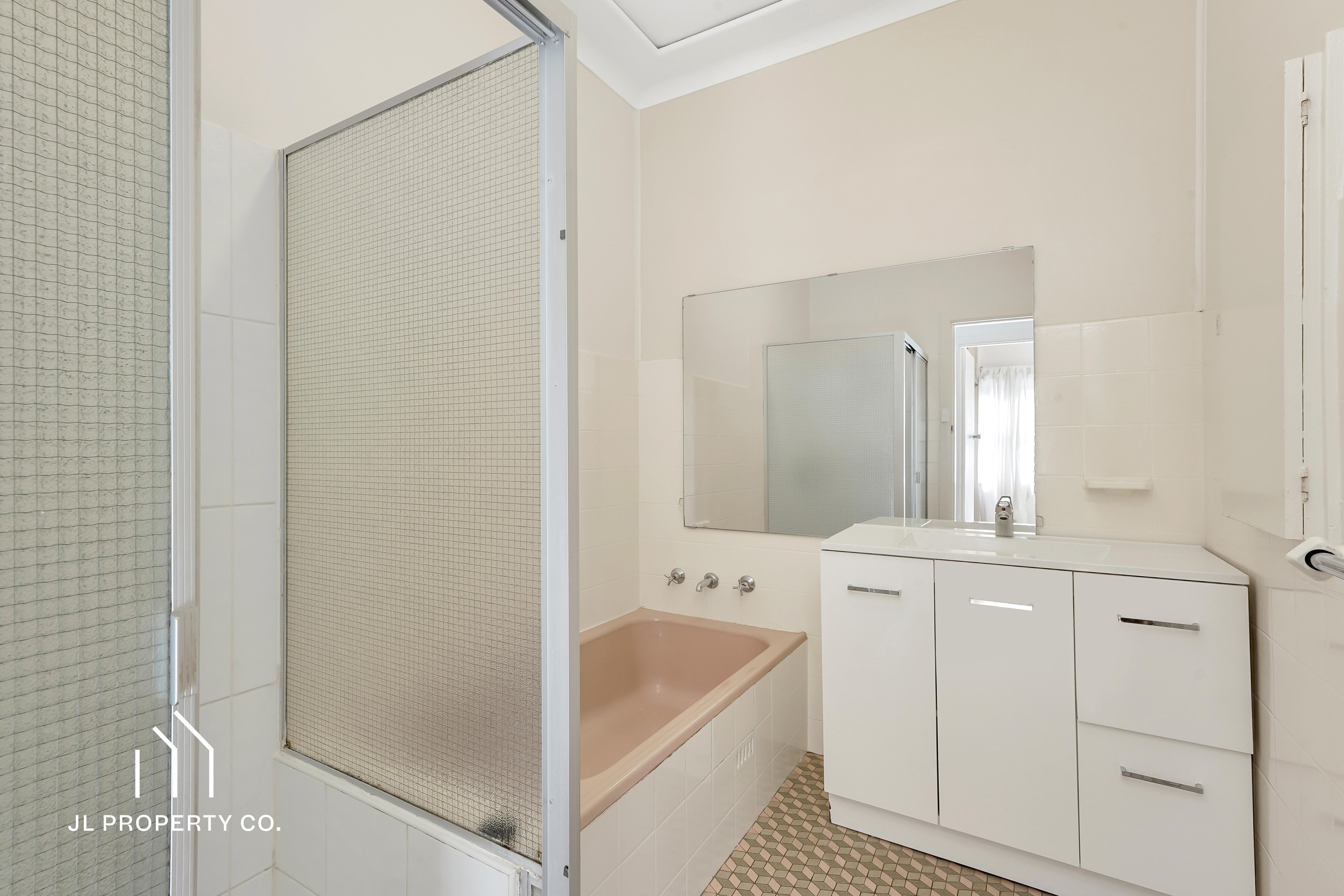 42 Alpha Road, WOY WOY NSW 2256 - Image 6