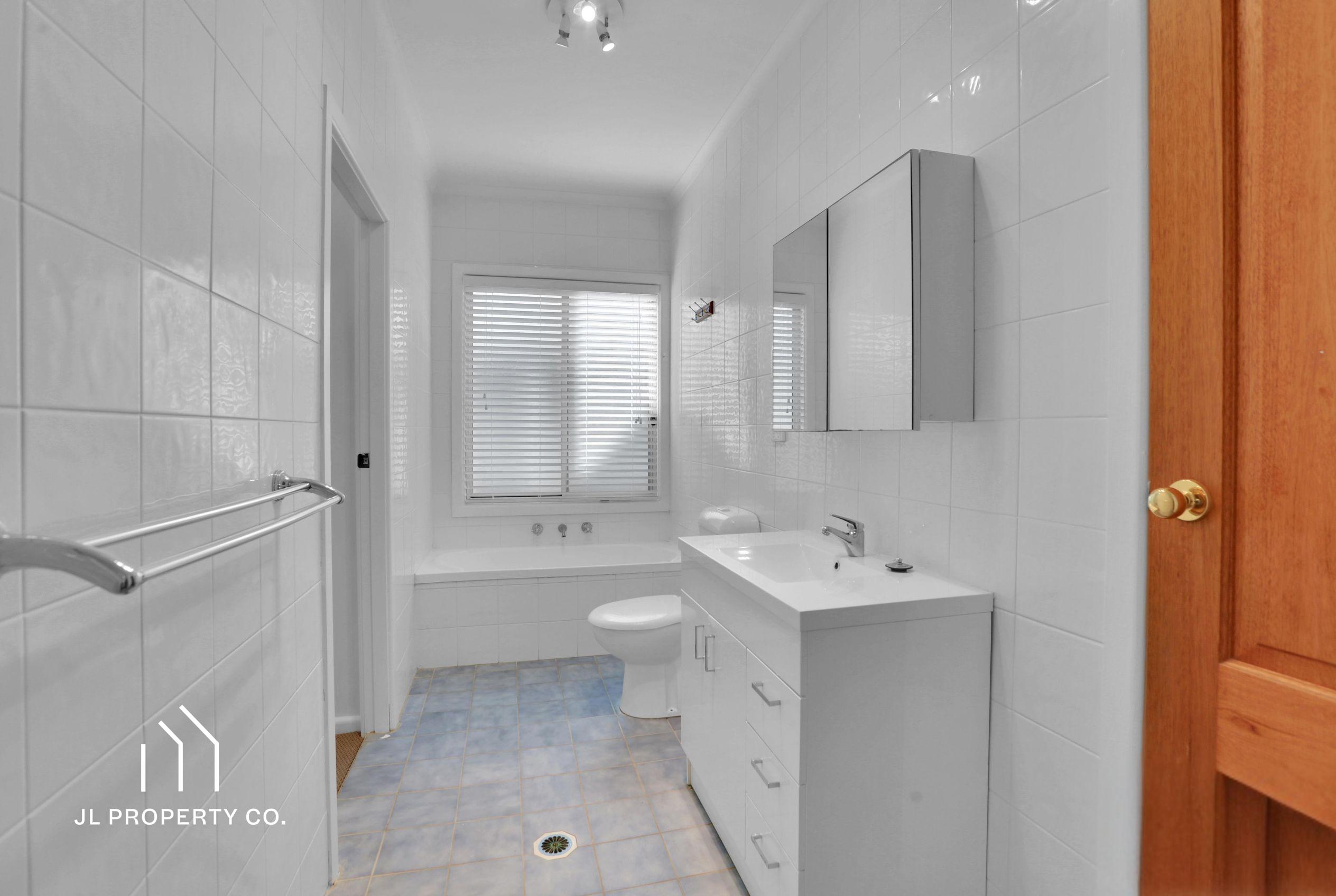 5 Greenfield Road, EMPIRE BAY NSW 2257 - Image 8