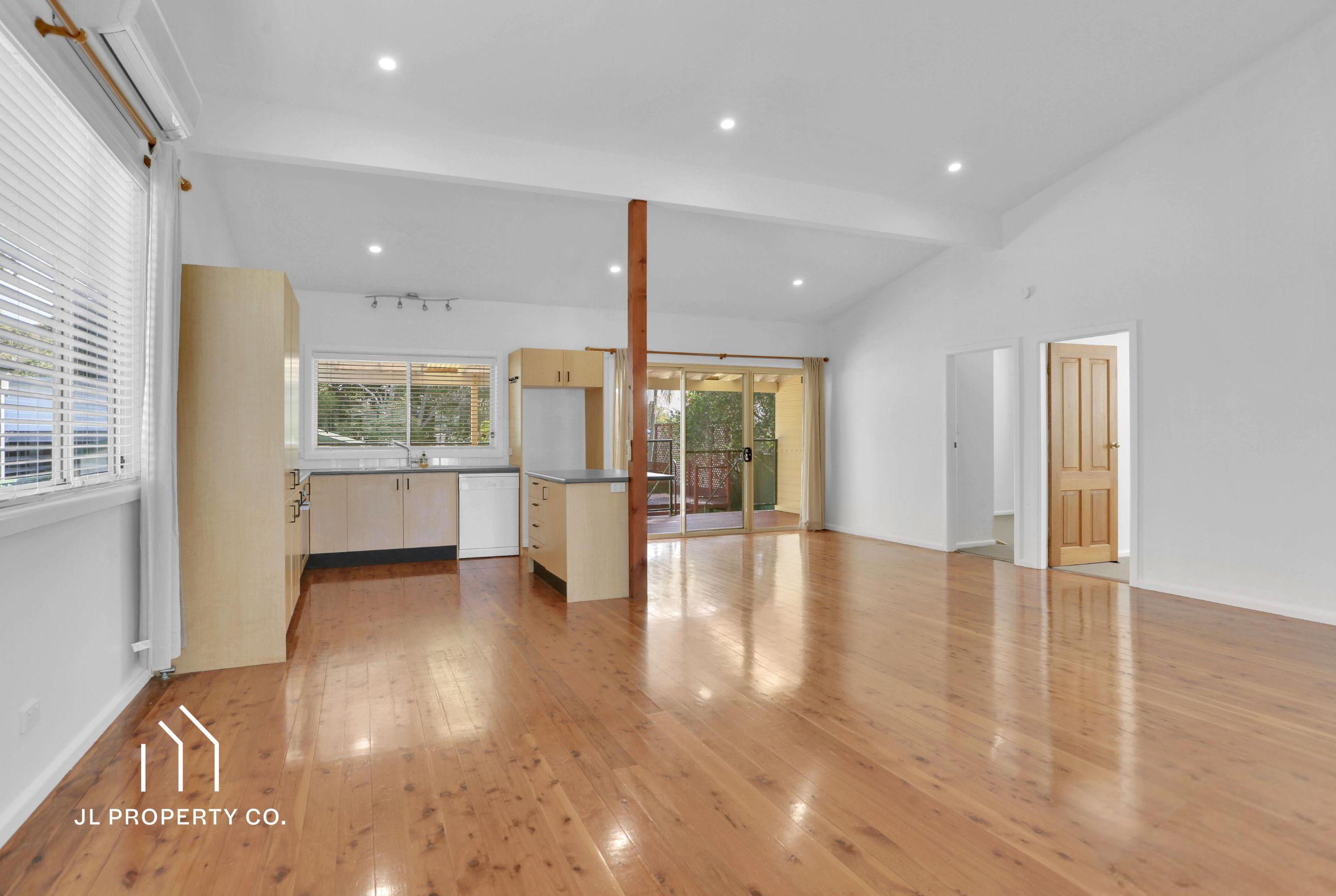 5 Greenfield Road, EMPIRE BAY NSW 2257 - Image 2