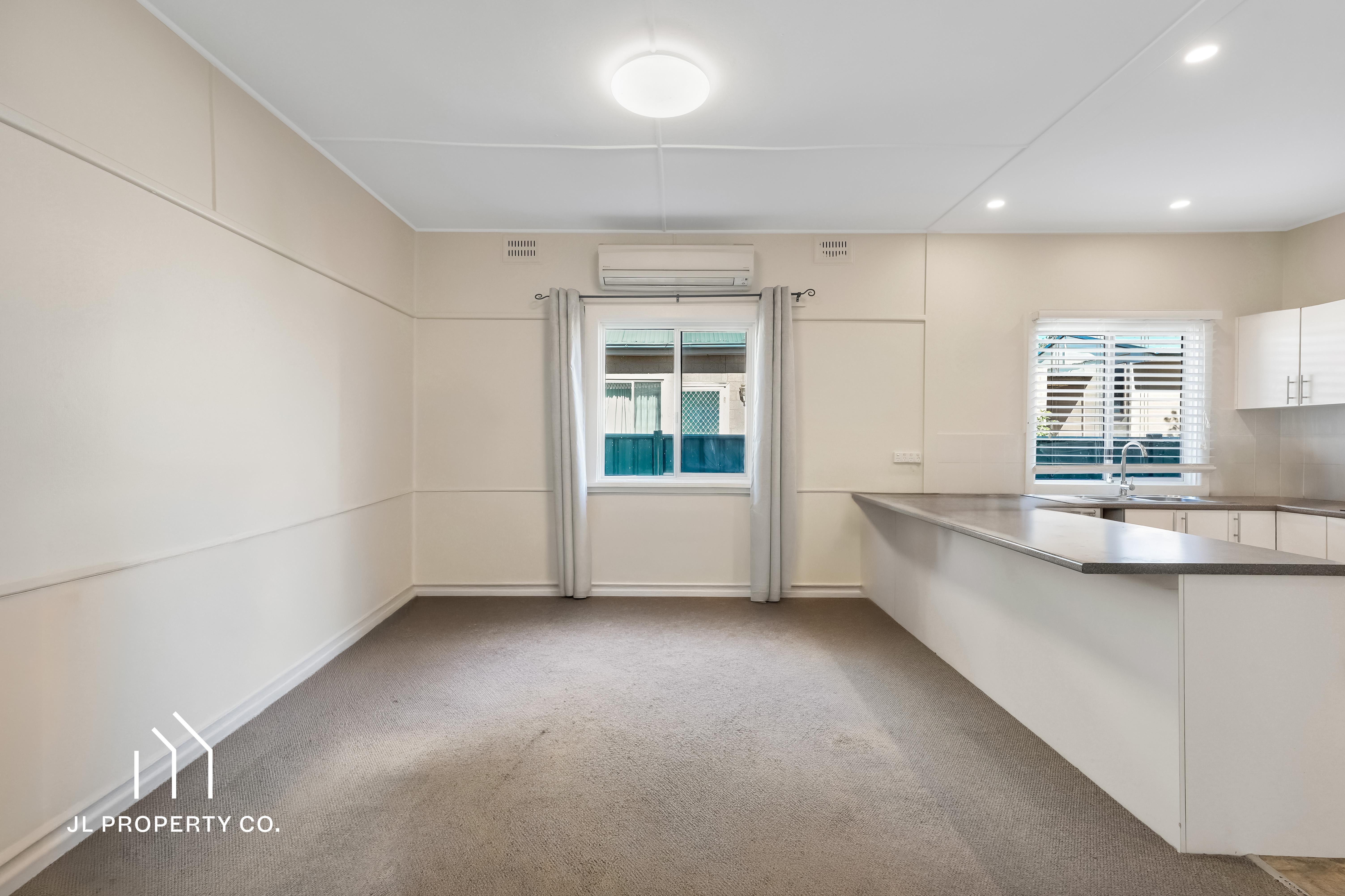 23 Banksia Street, ETTALONG BEACH NSW 2257 - Image 2