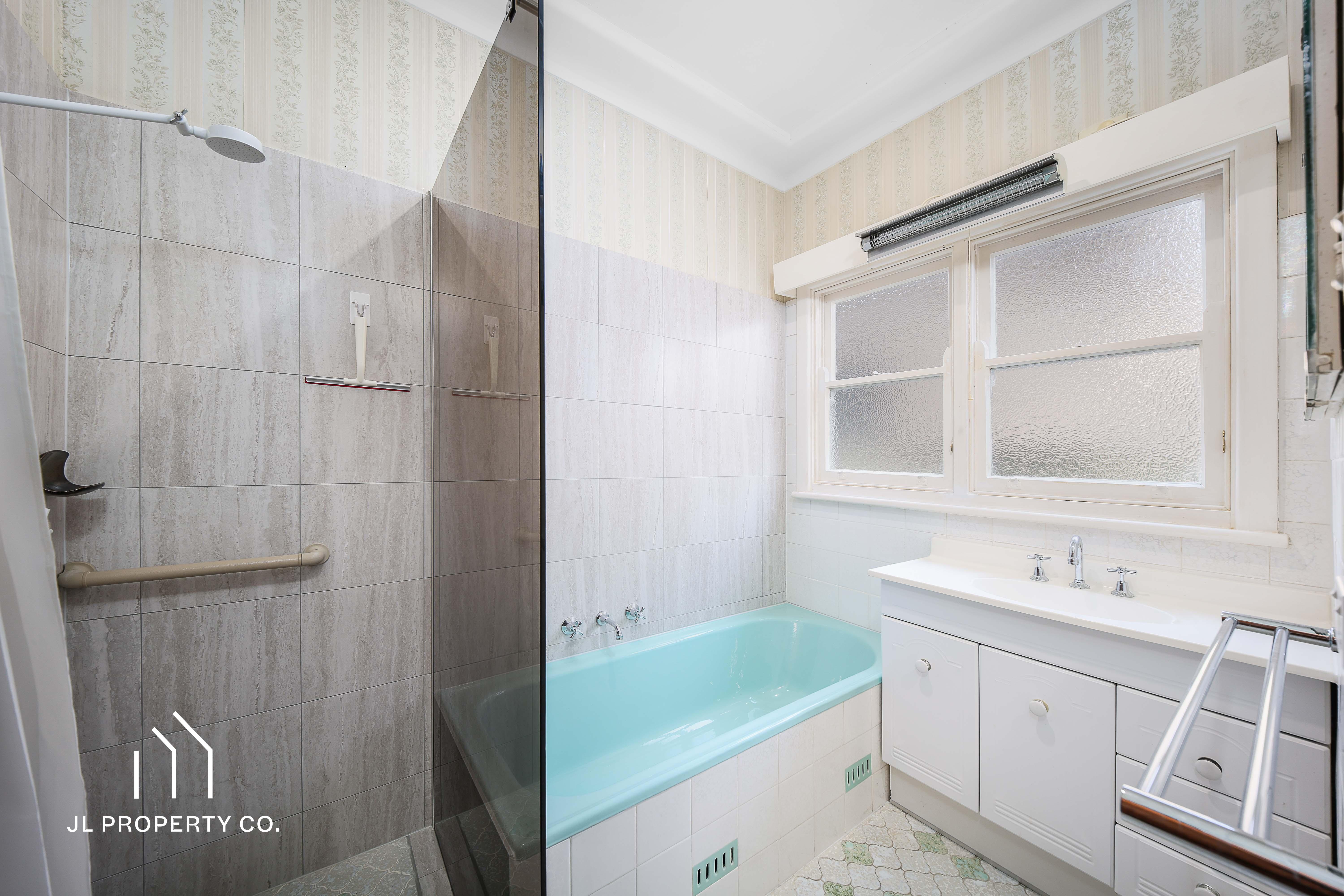 7 Waratah Avenue, WOY WOY NSW 2256 - Image 5