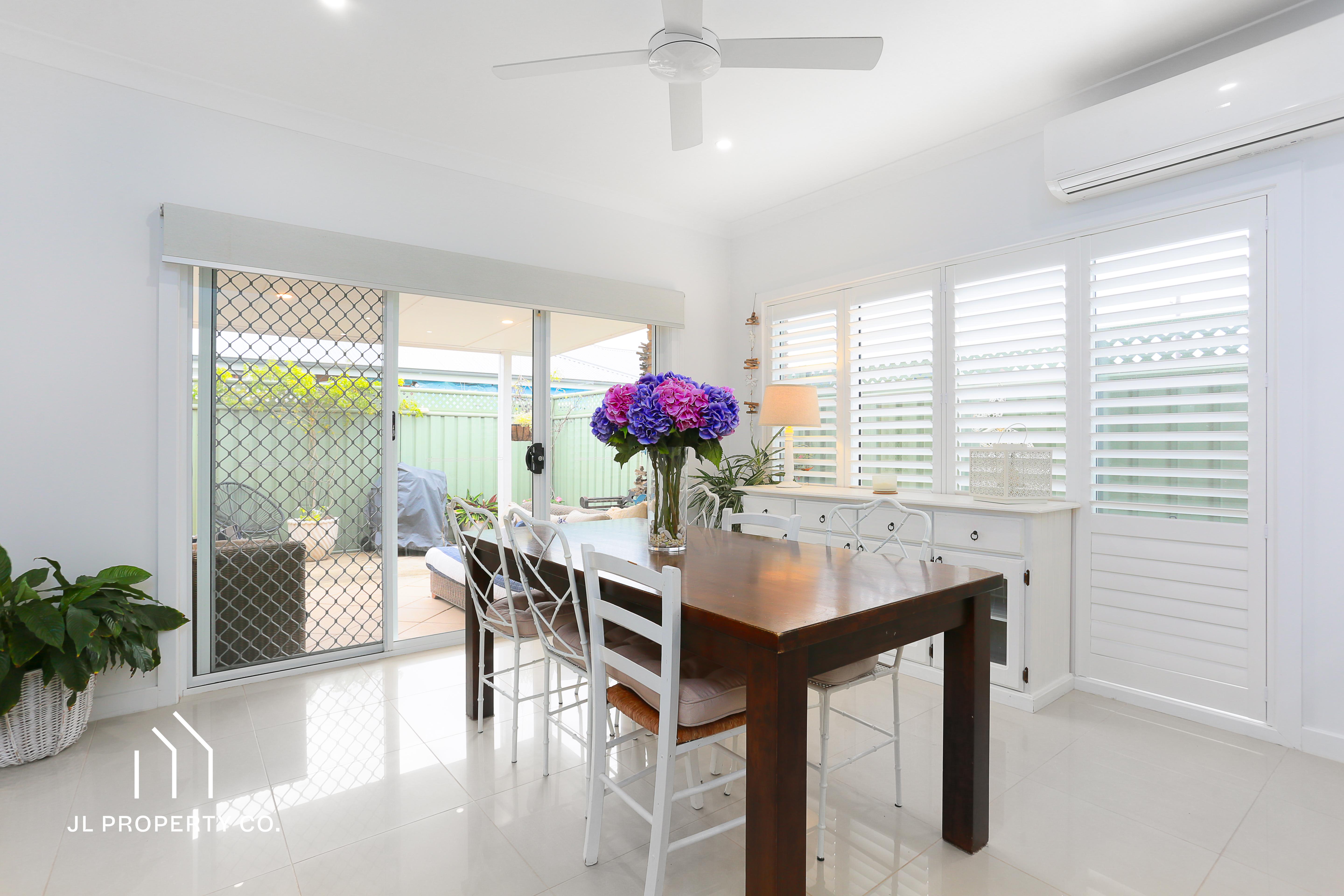 2/119 Springwood Street, ETTALONG BEACH NSW 2257 - Image 4