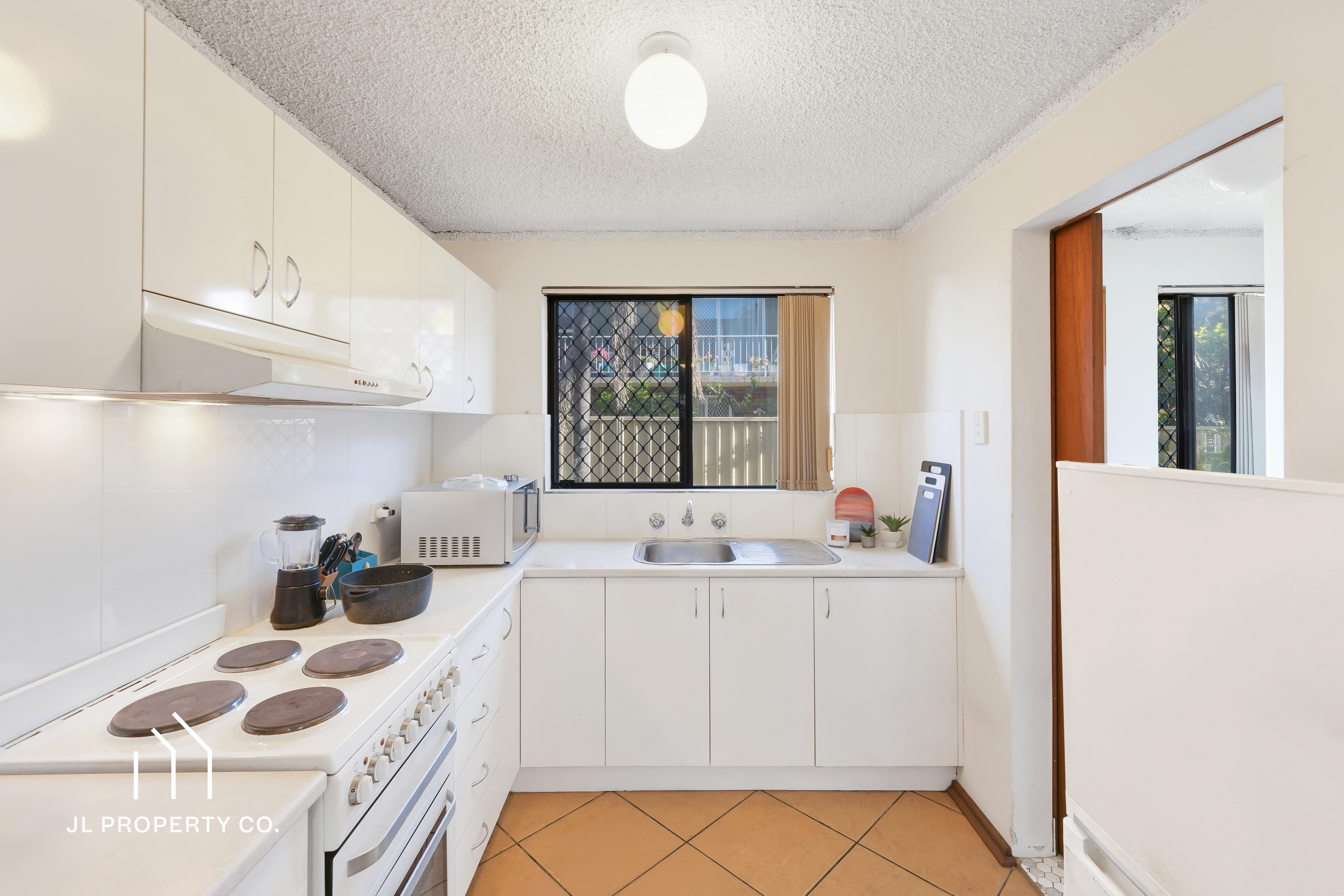 2/24 Sydney Avenue, UMINA BEACH NSW 2257 - Image 2
